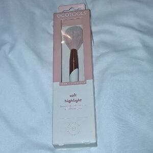 ecotools Luxe Soft Highlight Brush - Rose Gold & Pink